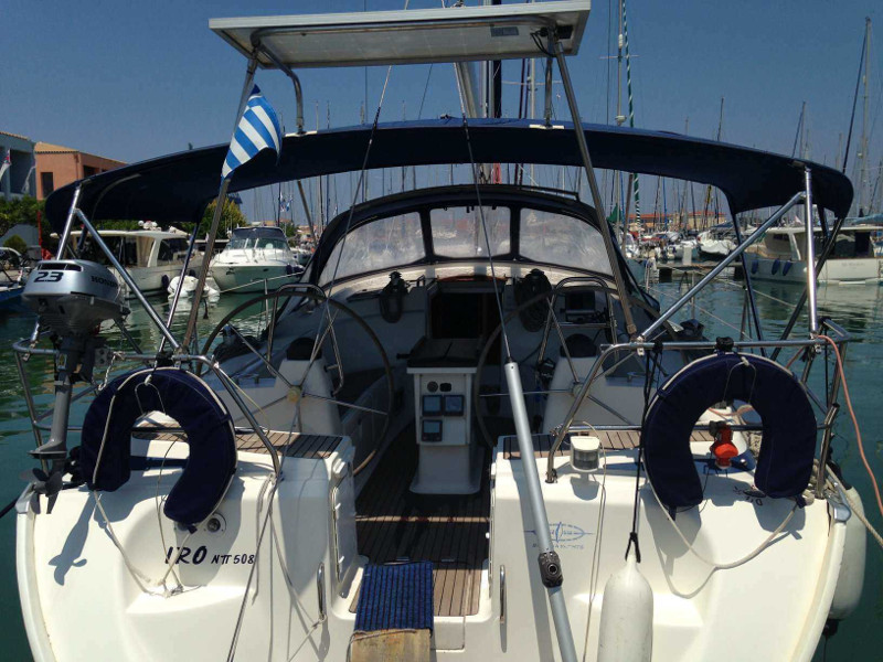 Bavaria 42 Cruiser image
