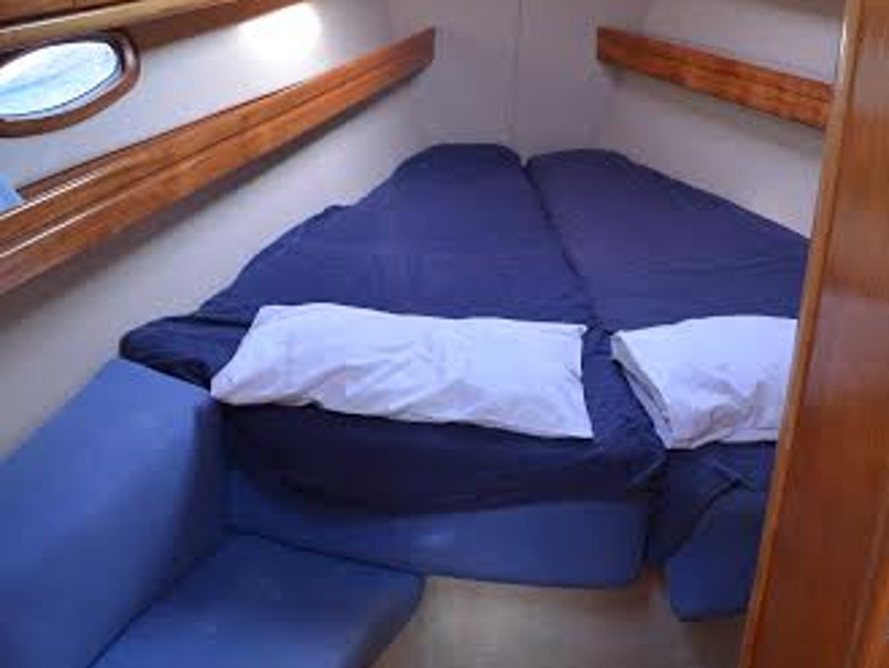 Bavaria 39 Cruiser image