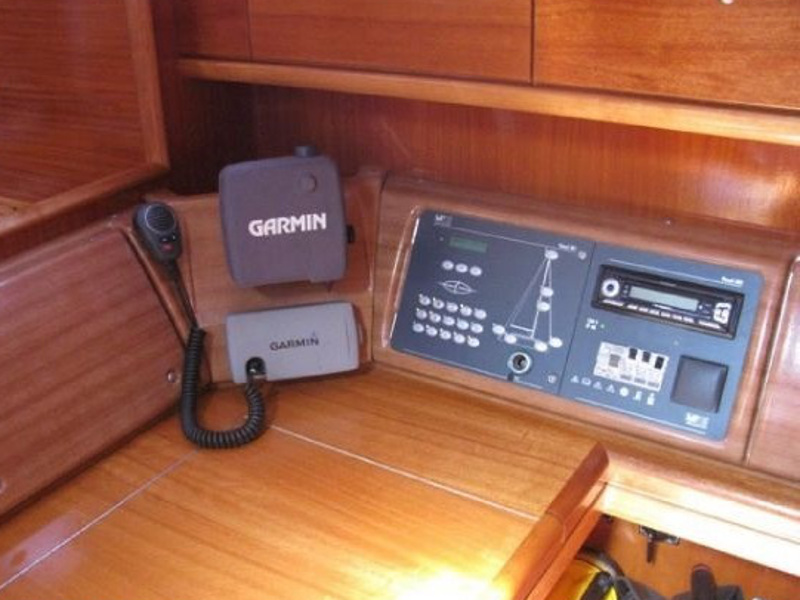 Bavaria 42 Cruiser image