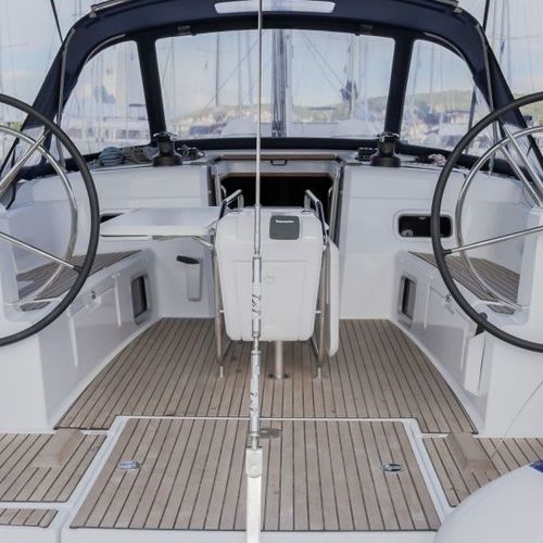 Sun Odyssey 519 - in