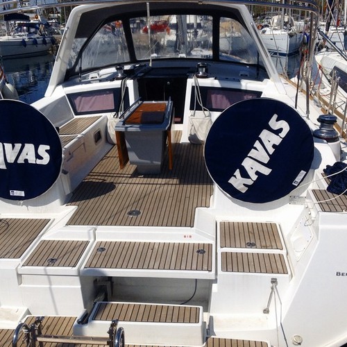 Oceanis 48