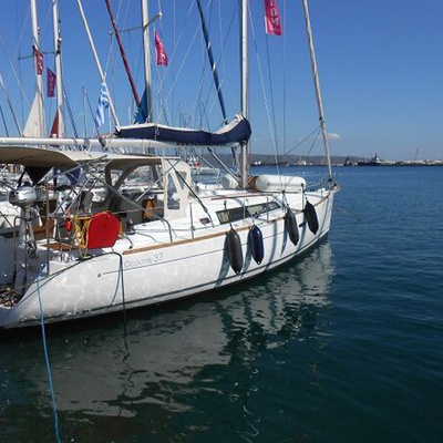 Oceanis 37