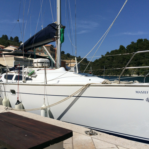 Sun Odyssey 35