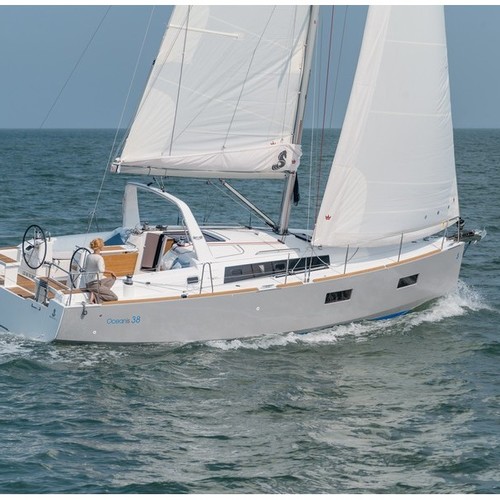 Oceanis 38